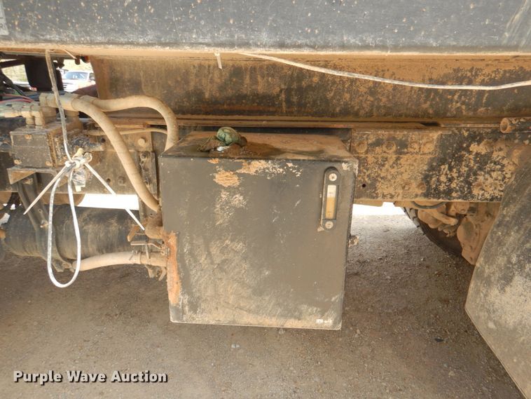 image for item IQ9287 2012 Freightliner Coronado SD  dump truck