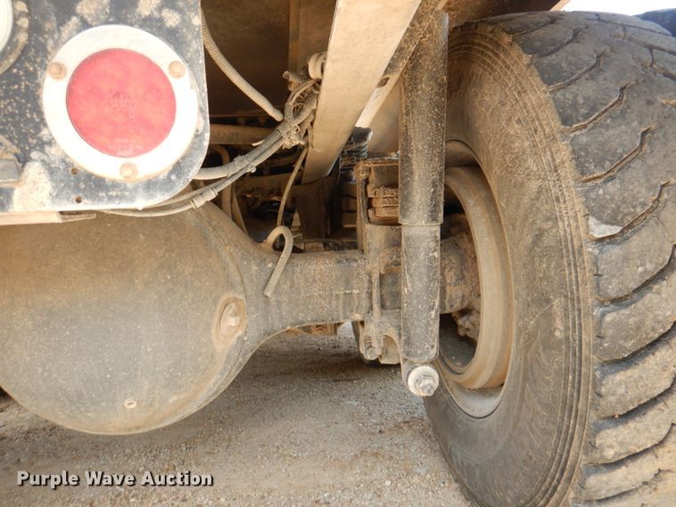 image for item IQ9287 2012 Freightliner Coronado SD  dump truck