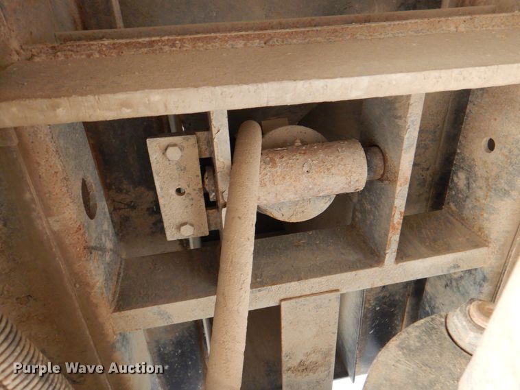 image for item IQ9287 2012 Freightliner Coronado SD  dump truck