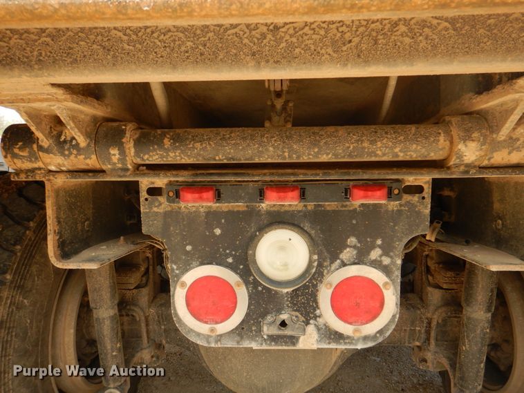 image for item IQ9287 2012 Freightliner Coronado SD  dump truck