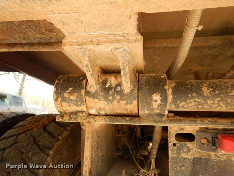 image for item IQ9287 2012 Freightliner Coronado SD  dump truck