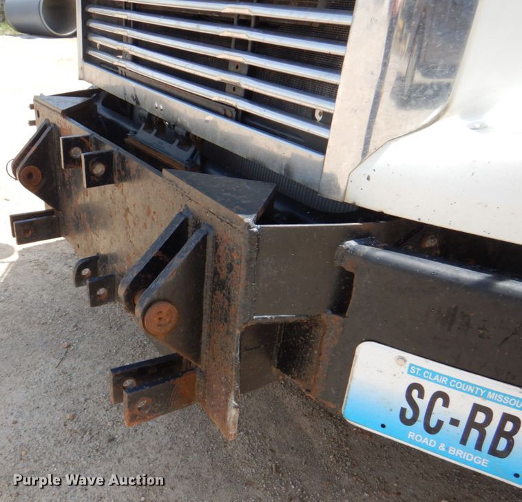 image for item IQ9287 2012 Freightliner Coronado SD  dump truck