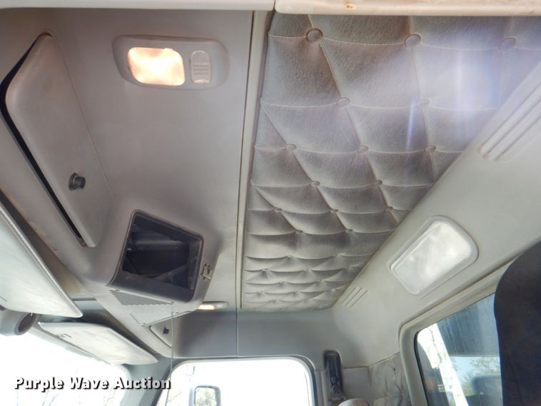 image for item IQ9287 2012 Freightliner Coronado SD  dump truck