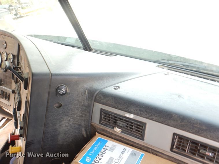 image for item IQ9287 2012 Freightliner Coronado SD  dump truck