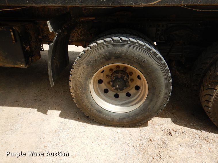 image for item IQ9287 2012 Freightliner Coronado SD  dump truck