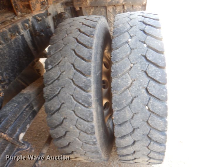 image for item IQ9287 2012 Freightliner Coronado SD  dump truck