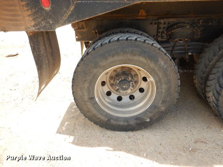 image for item IQ9287 2012 Freightliner Coronado SD  dump truck