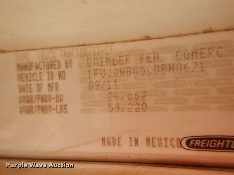 image for item IQ9287 2012 Freightliner Coronado SD  dump truck