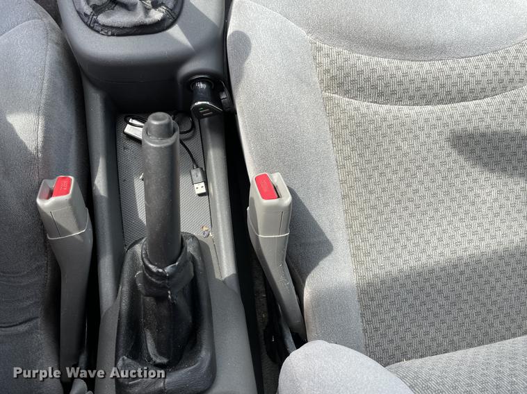 image for item IR9781 2004 Saturn Ion