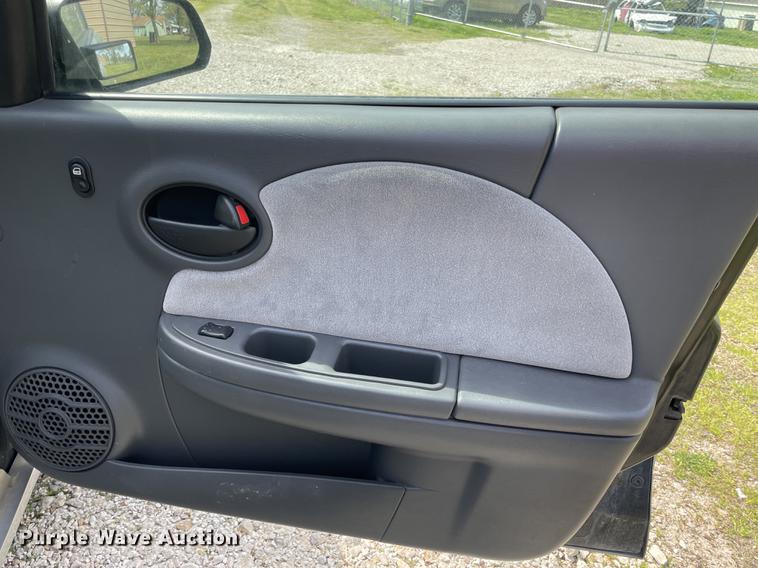 image for item IR9781 2004 Saturn Ion