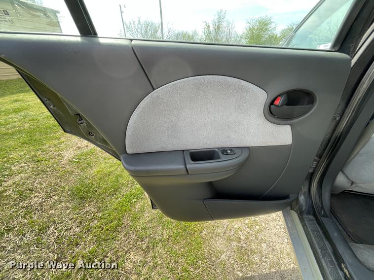 image for item IR9781 2004 Saturn Ion