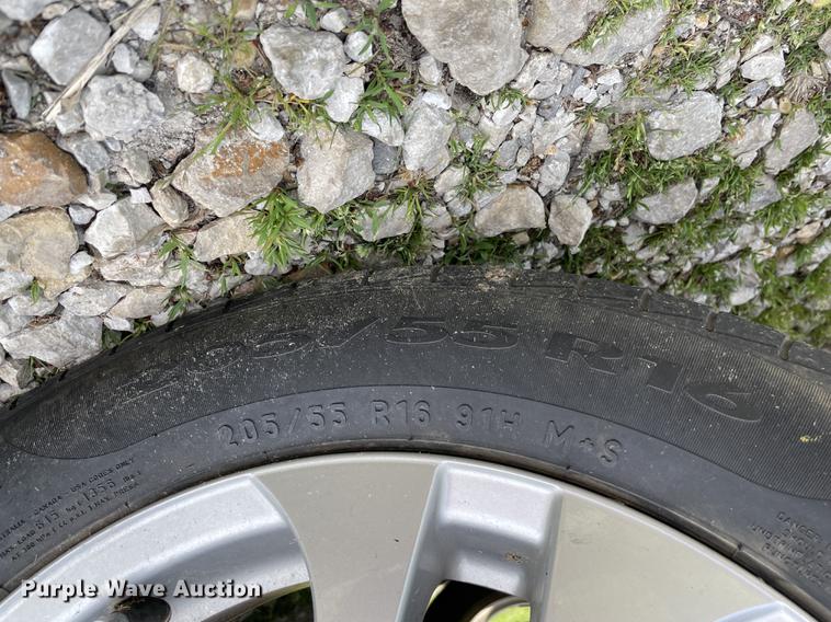 image for item IR9781 2004 Saturn Ion