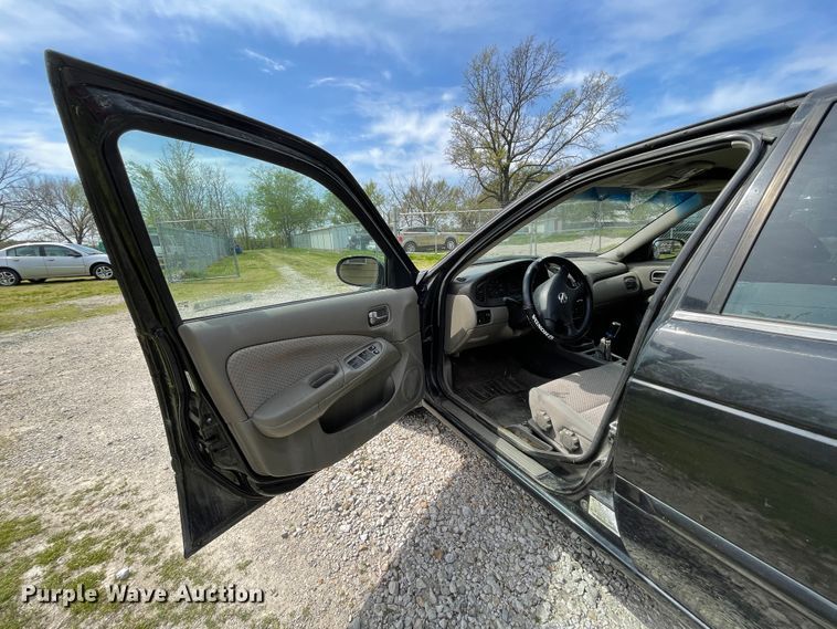 image for item IR9782 2004 Nissan Sentra