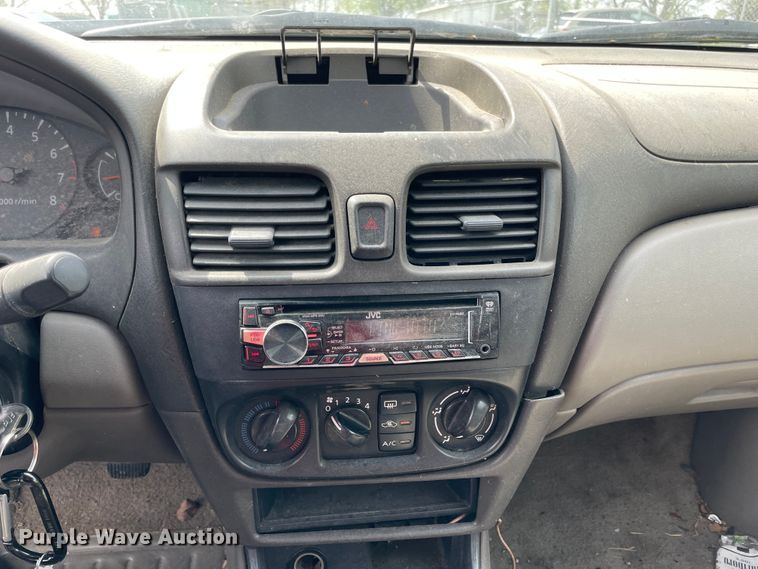 image for item IR9782 2004 Nissan Sentra