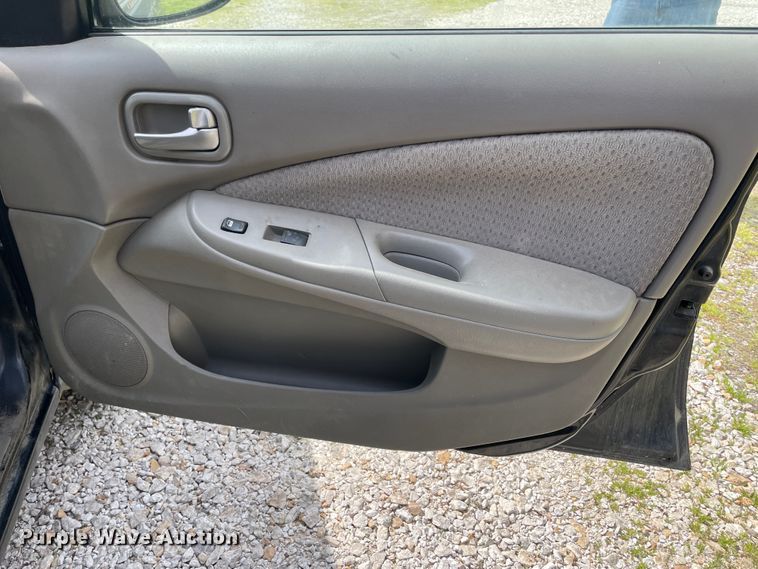 image for item IR9782 2004 Nissan Sentra