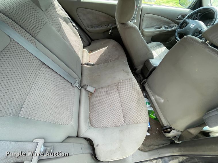 image for item IR9782 2004 Nissan Sentra