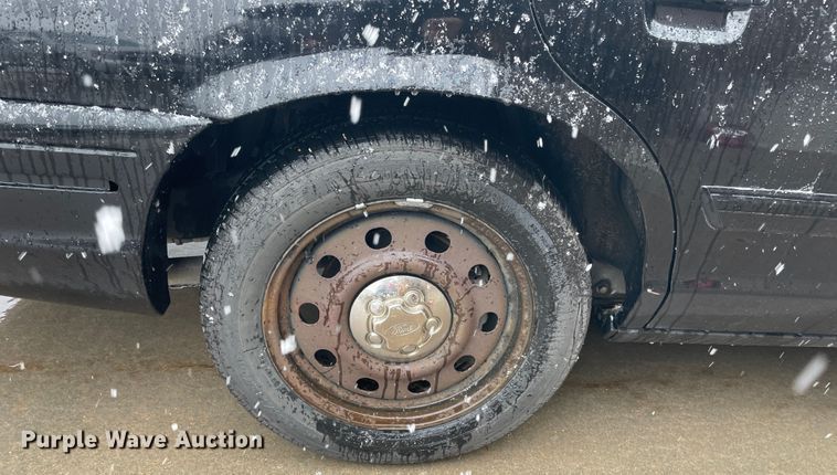 image for item IR9865 2010 Ford Crown Victoria Police Interceptor