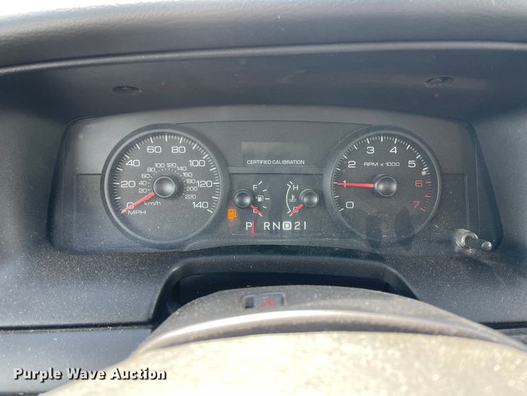 image for item IR9987 2011 Ford Crown Victoria Police Interceptor