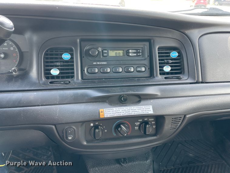 image for item IR9987 2011 Ford Crown Victoria Police Interceptor