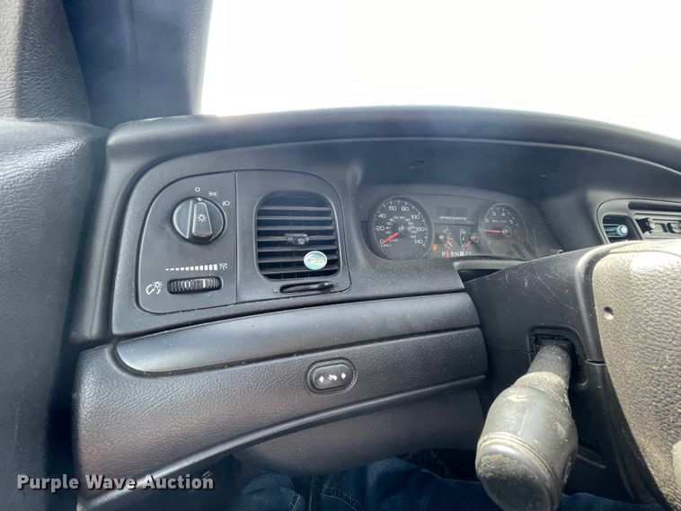 image for item IR9987 2011 Ford Crown Victoria Police Interceptor