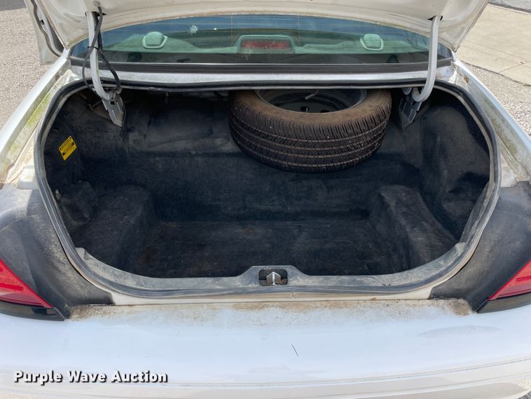 image for item IR9987 2011 Ford Crown Victoria Police Interceptor