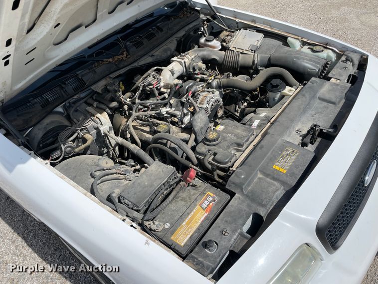image for item IR9987 2011 Ford Crown Victoria Police Interceptor