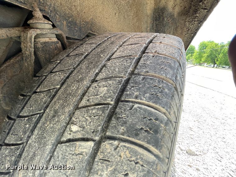 image for item IR9987 2011 Ford Crown Victoria Police Interceptor