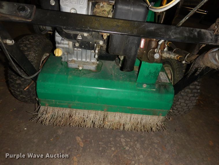image for item IS9554 Lesco Renovator 20 seeder