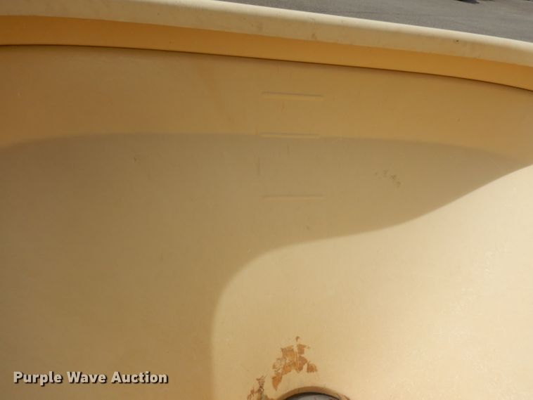 image for item IS9642 2004 Vicon PS403 spreader