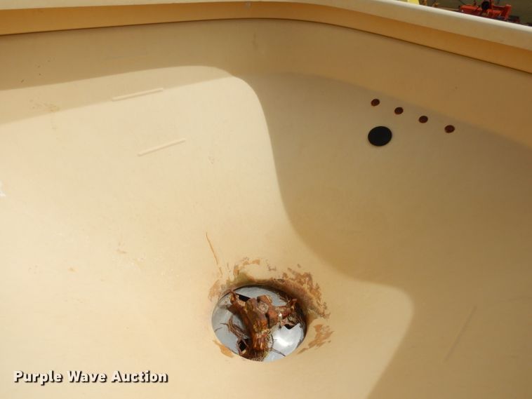 image for item IS9642 2004 Vicon PS403 spreader