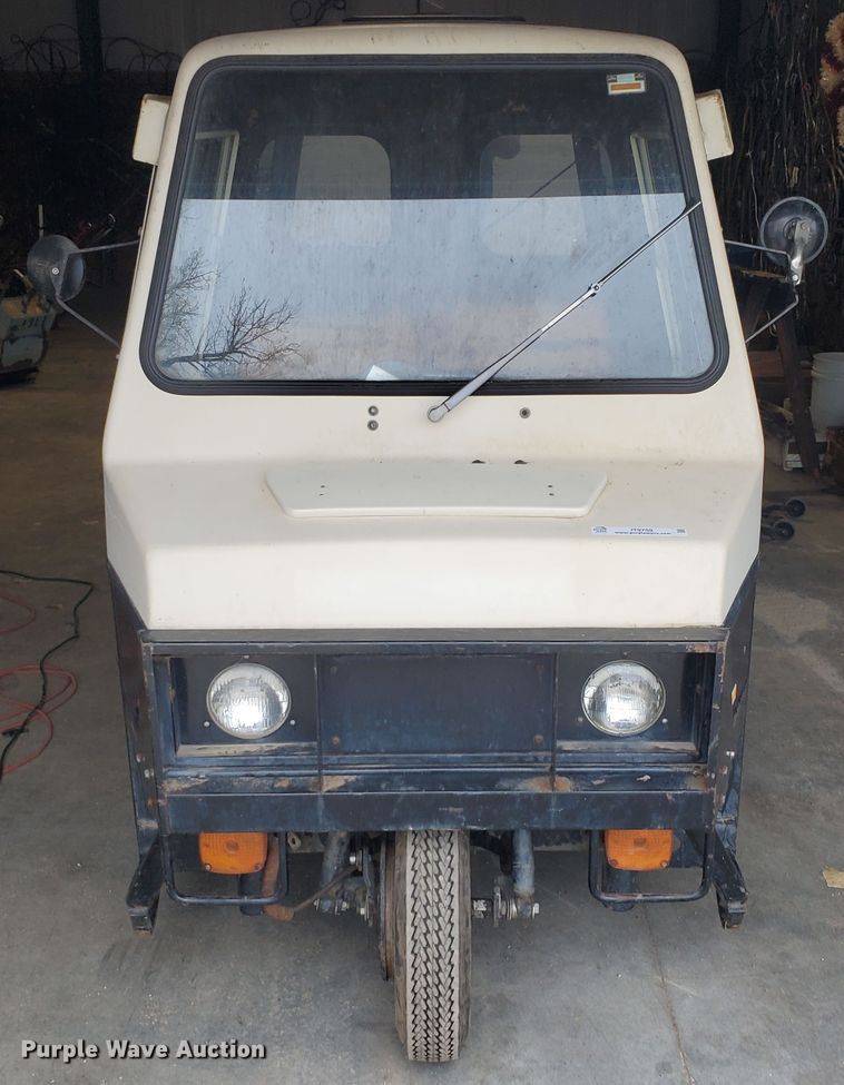 image for item IT9759 1991 Cushman  utility cart