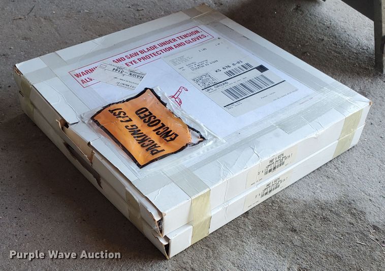 image for item IT9802 Packard Precision band saw