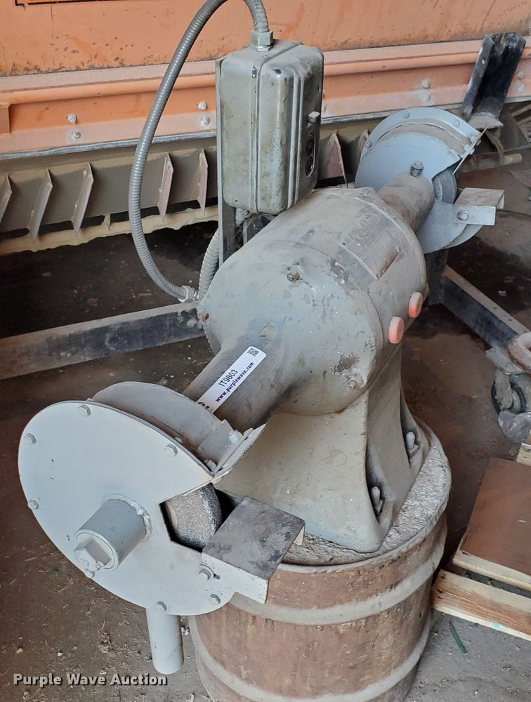 image for item IT9803 Grinder