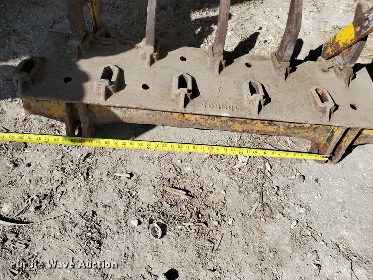 image for item IT9810 Motor grader scarifier