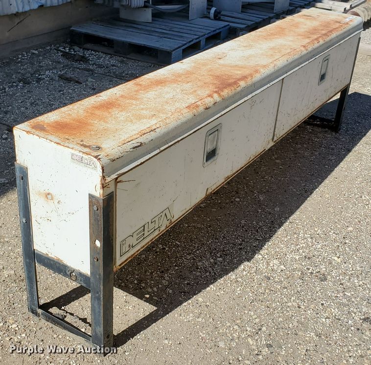 image for item IT9811 Delta toolbox