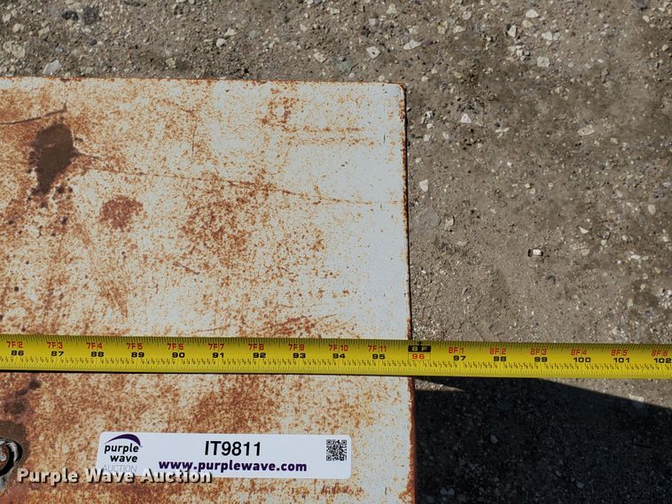 image for item IT9811 Delta toolbox