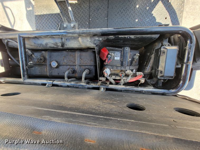 image for item IV9018 2007 Kawasaki Mule 3010  utility vehicle