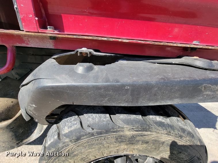 image for item IV9018 2007 Kawasaki Mule 3010  utility vehicle