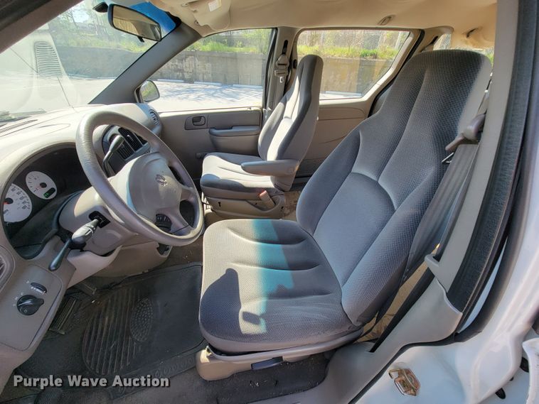 image for item IV9019 2002 Dodge Grand Caravan  van