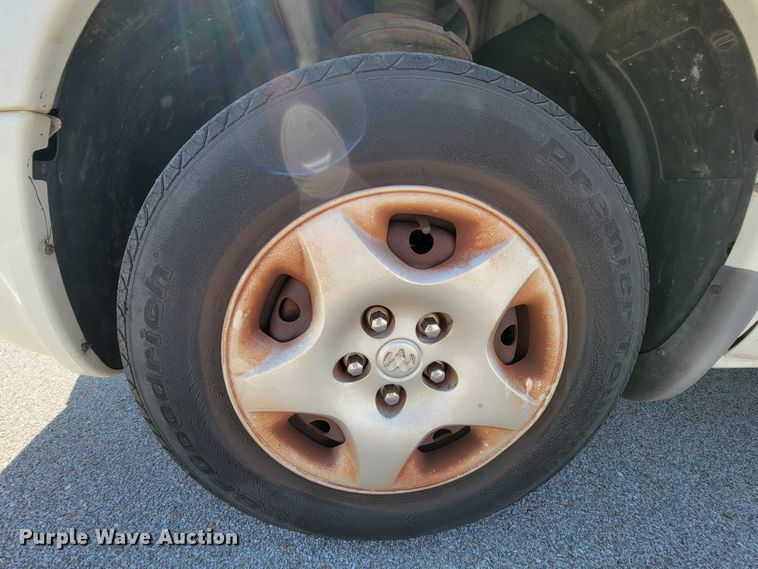 image for item IV9019 2002 Dodge Grand Caravan  van