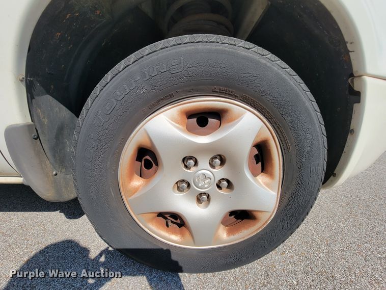 image for item IV9019 2002 Dodge Grand Caravan  van