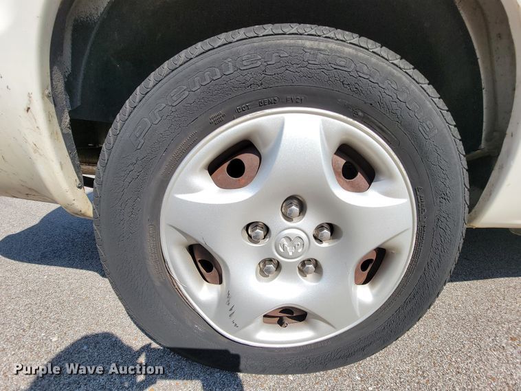 image for item IV9019 2002 Dodge Grand Caravan  van