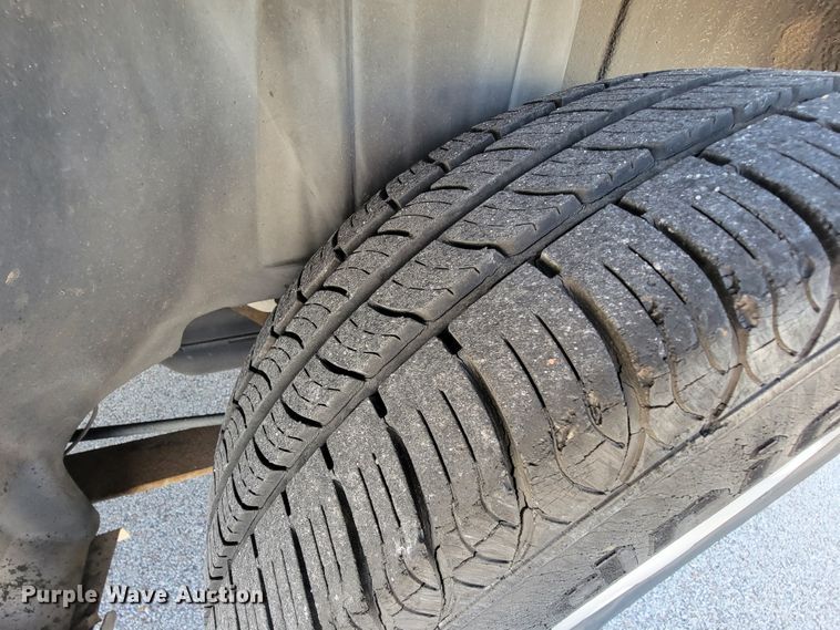 image for item IV9019 2002 Dodge Grand Caravan  van