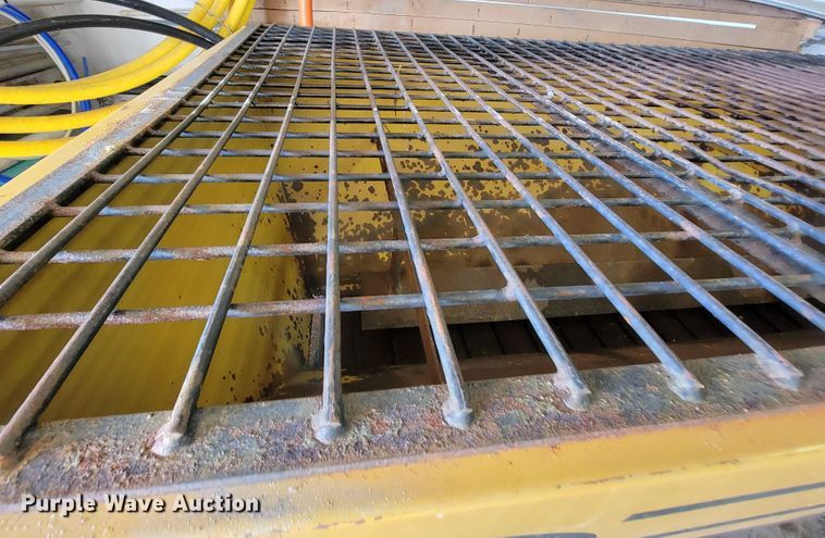 image for item IV9032 HiWay Super P-9  salt spreader