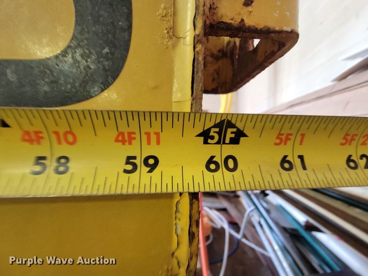 image for item IV9032 HiWay Super P-9  salt spreader