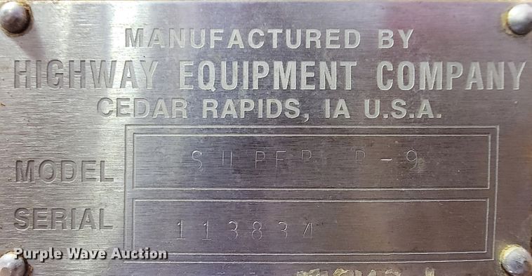 image for item IV9032 HiWay Super P-9  salt spreader