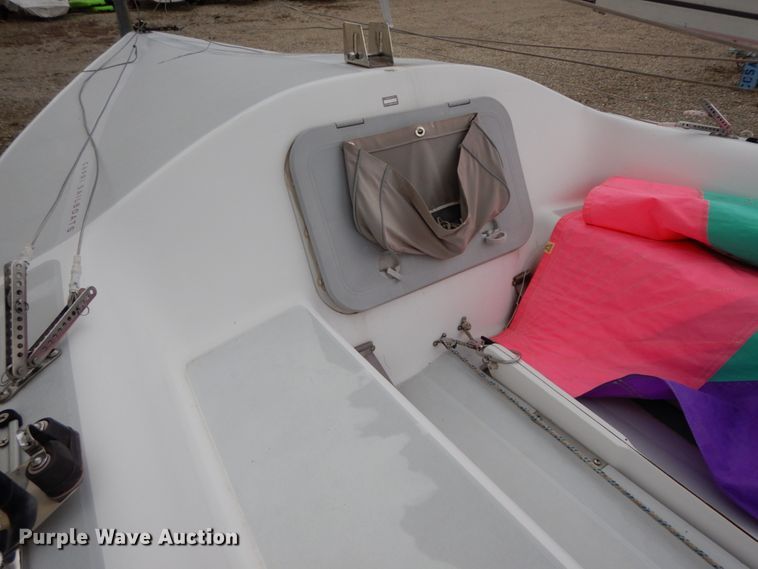 image for item IX9401 1996 Catalina CP-16.5  sail boat