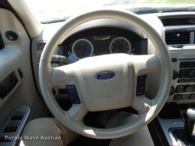 image for item IX9486 2011 Ford Escape Hybrid  SUV