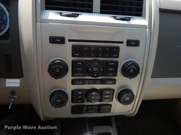 image for item IX9486 2011 Ford Escape Hybrid  SUV