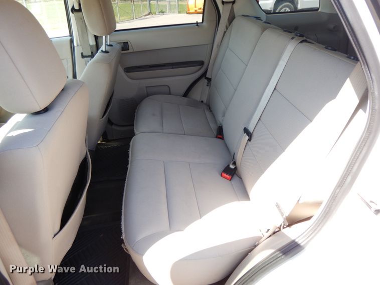 image for item IX9486 2011 Ford Escape Hybrid  SUV